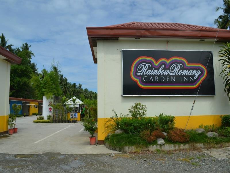 Rainbow Romanz Garden Inn Tagum Buitenkant foto